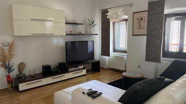 Apartment Marina *